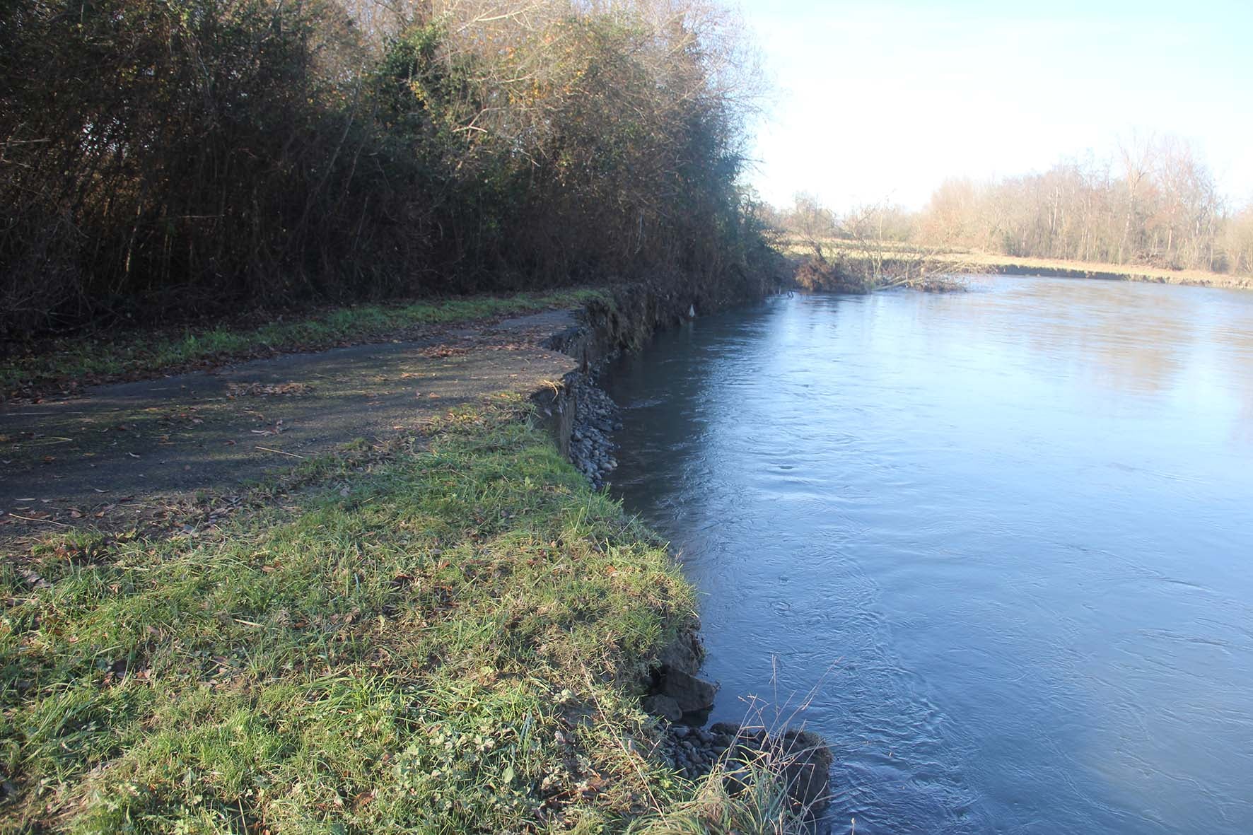 Dégâts sur le Sentier de l'Adour